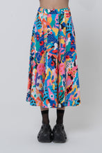 Load image into Gallery viewer, DAISY
